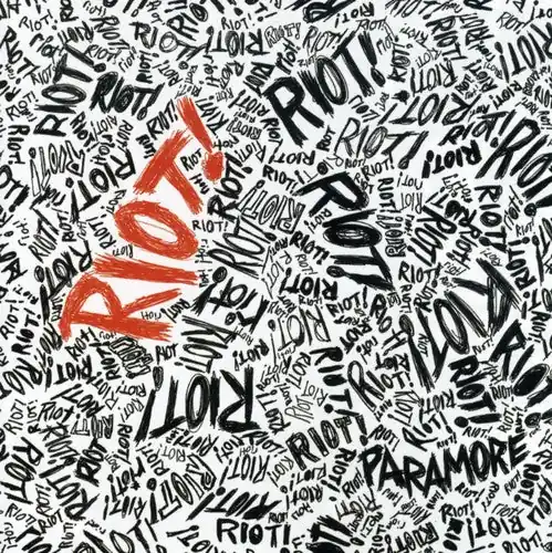 Limited Edition PARAMORE RIOT - CD